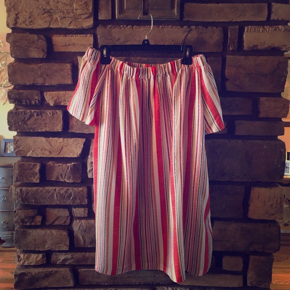 Esley striped, off the shoulder dress